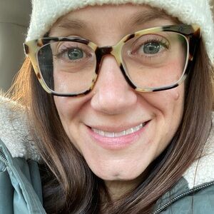 Meet your Posher, Brandi